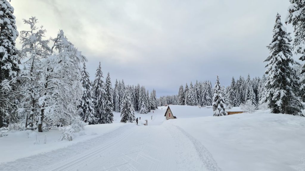 refuge Gève neige piste ski fond